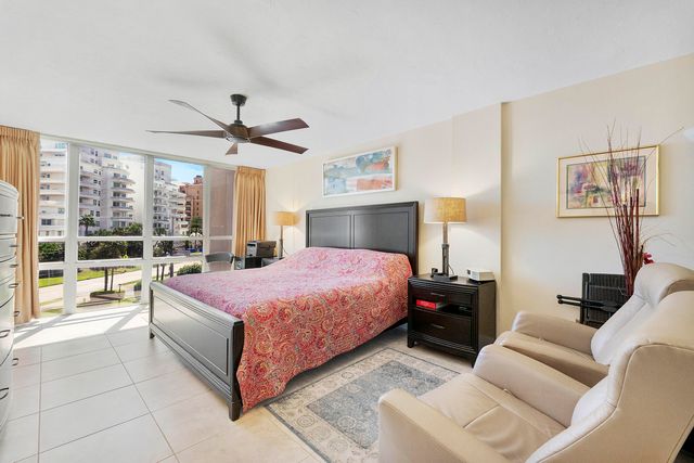 1901 S Ocean Boulevard 401, Boca Raton, FL 33432