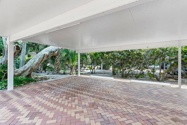 1901 S Ocean Boulevard 401, Boca Raton, FL 33432