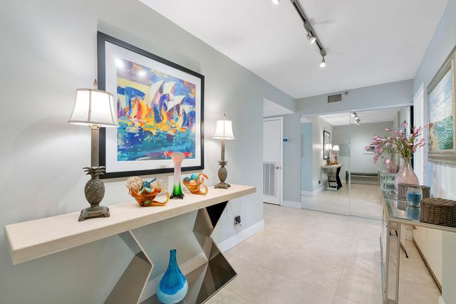 1901 S Ocean Boulevard 401, Boca Raton, FL 33432