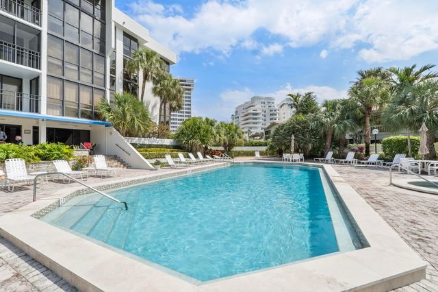 1901 S Ocean Boulevard 401, Boca Raton, FL 33432