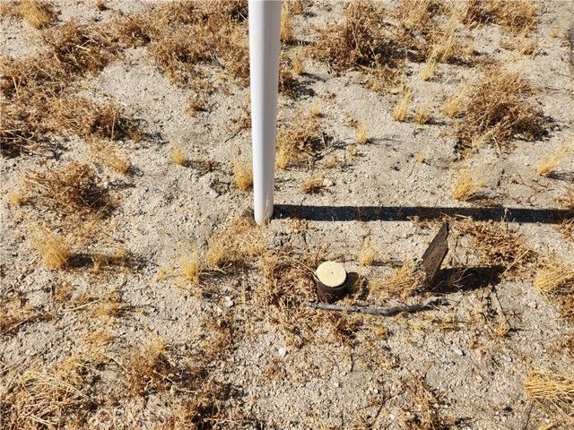 40 Pomona Road, Pinon Hills, CA 92372