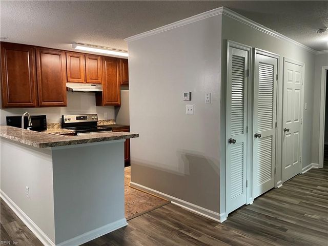 897 Whistling Swan DR, Virginia Beach, VA 23464