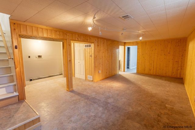 1109 S ARP AVE, Cheyenne, WY 82007