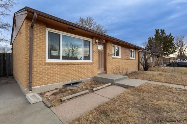 1109 S ARP AVE, Cheyenne, WY 82007