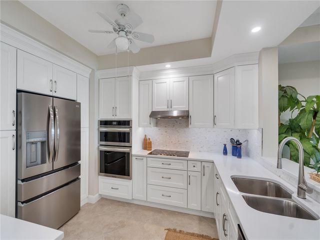 5380 E Harbor Village Drive 102, Vero Beach, FL 32967