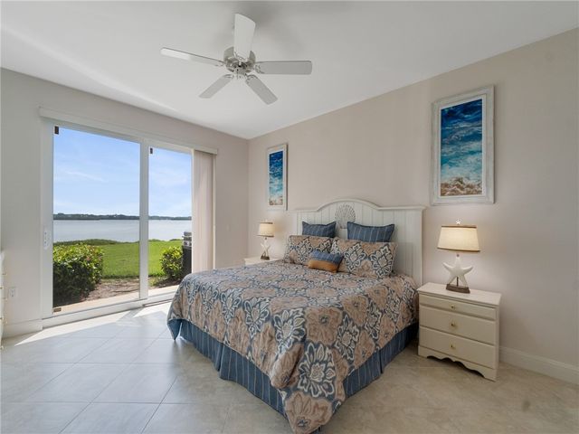 5380 E Harbor Village Drive 102, Vero Beach, FL 32967