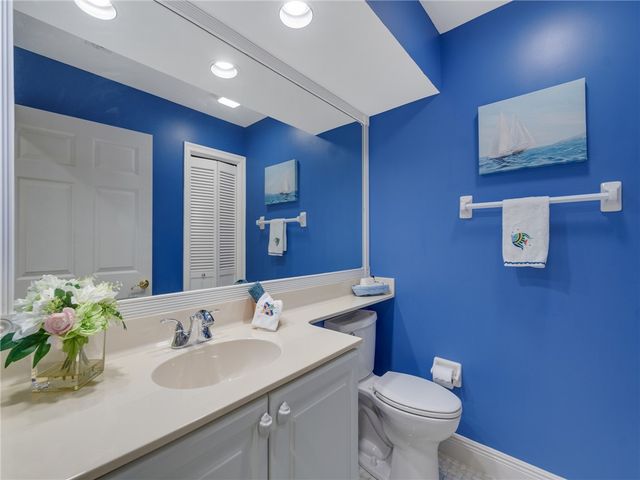 5380 E Harbor Village Drive 102, Vero Beach, FL 32967
