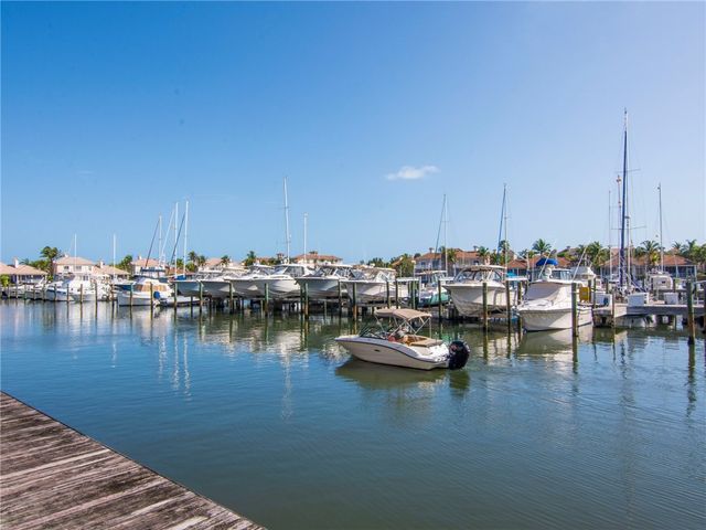 5380 E Harbor Village Drive 102, Vero Beach, FL 32967
