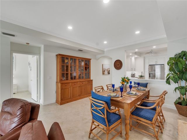 5380 E Harbor Village Drive 102, Vero Beach, FL 32967