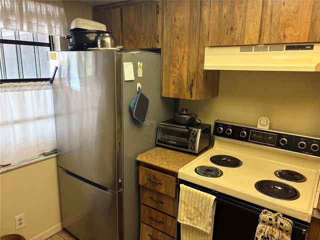 2068 SUNSET GROVE LANE, Clearwater, FL 33765