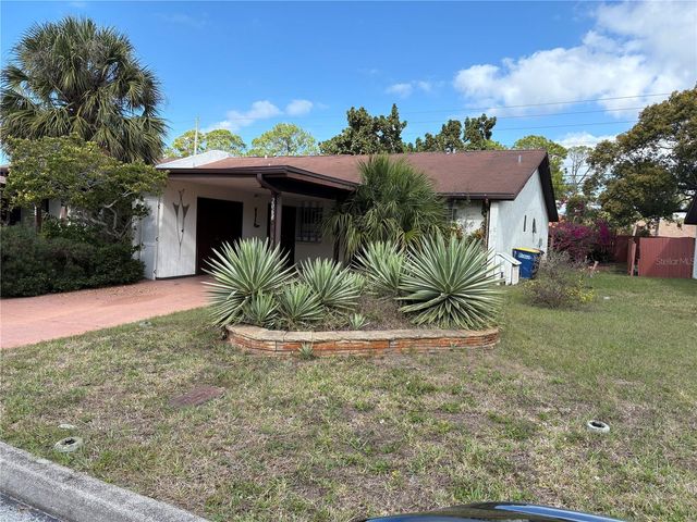 2068 SUNSET GROVE LANE, Clearwater, FL 33765