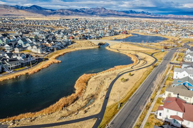 4366 W DEGRAY DR, South Jordan, UT 84009