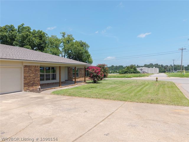 1507 N 13th Street, Van Buren, AR 72956