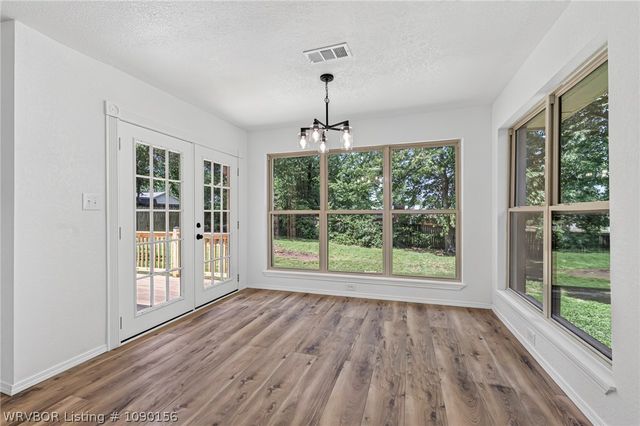 1507 N 13th Street, Van Buren, AR 72956