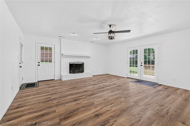 1507 N 13th Street, Van Buren, AR 72956