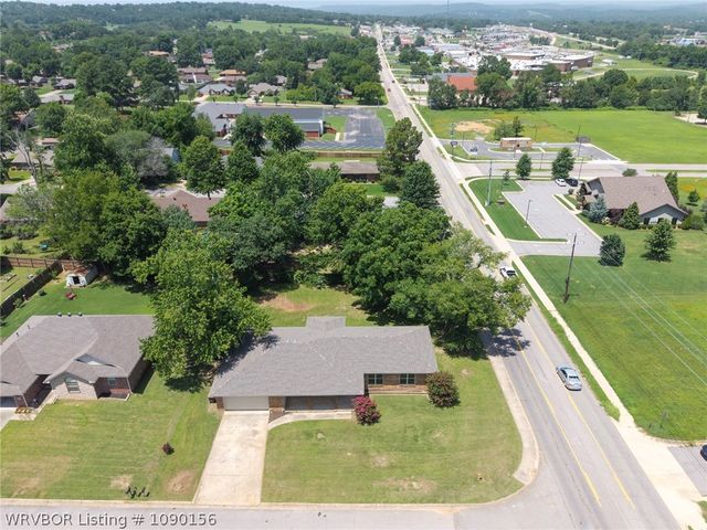 1507 N 13th Street, Van Buren, AR 72956