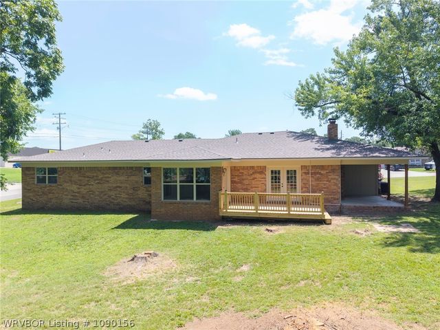 1507 N 13th Street, Van Buren, AR 72956