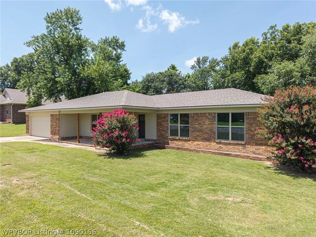 1507 N 13th Street, Van Buren, AR 72956