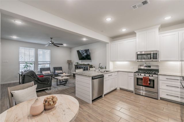 4503 Fossil Opal Lane, Arlington, TX 76005