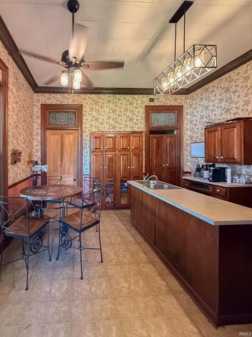 4814 New Harmony Road, Evansville, IN 47720