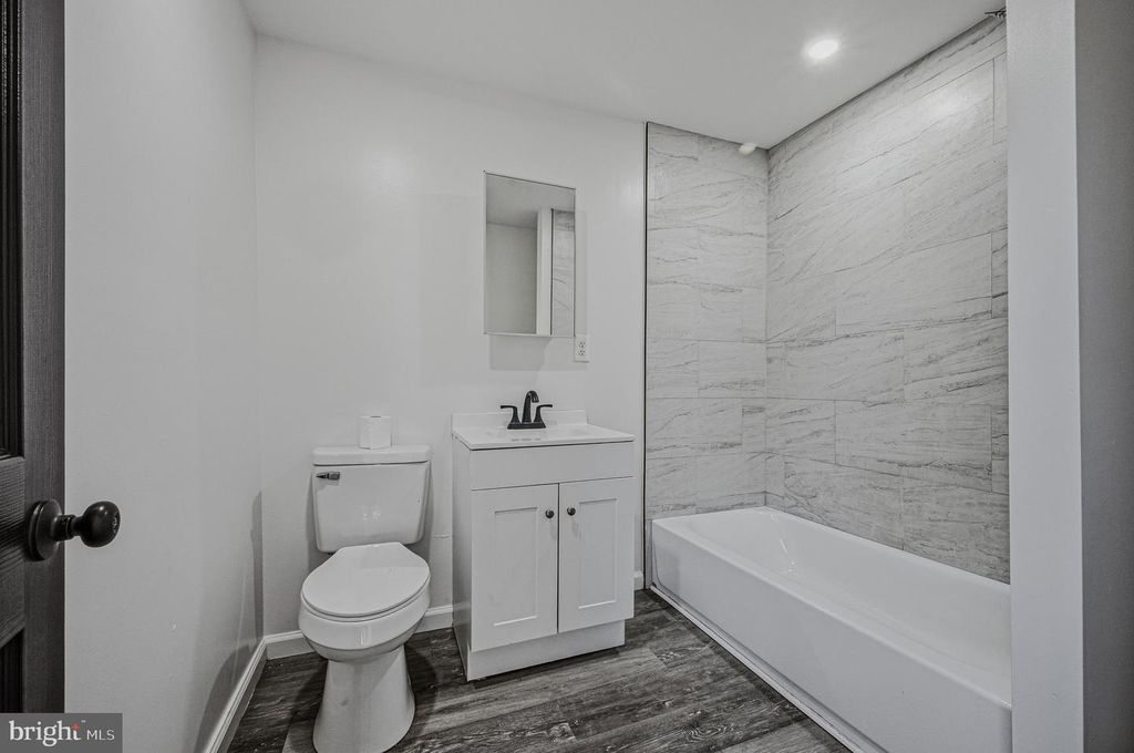 Image 15 of property listing at 47 CANNON DR, Wilmington, DE 19809