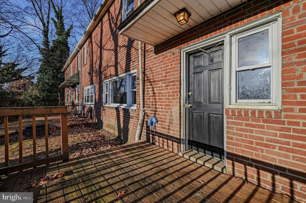 Image 24 of property listing at 47 CANNON DR, Wilmington, DE 19809