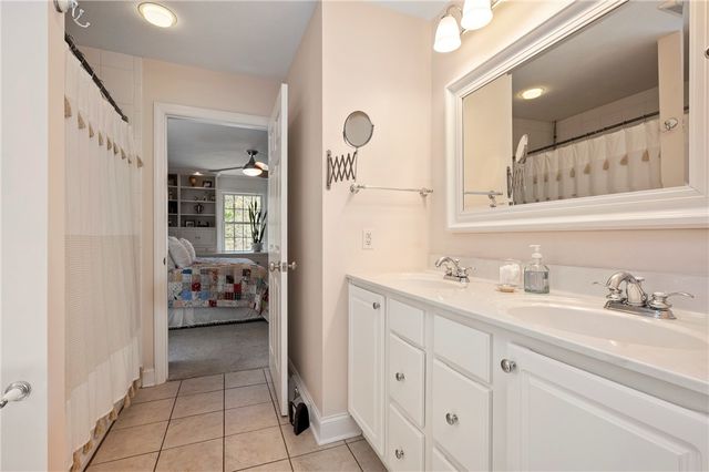 428 Rockledge Dr, Aleppo, PA 15143