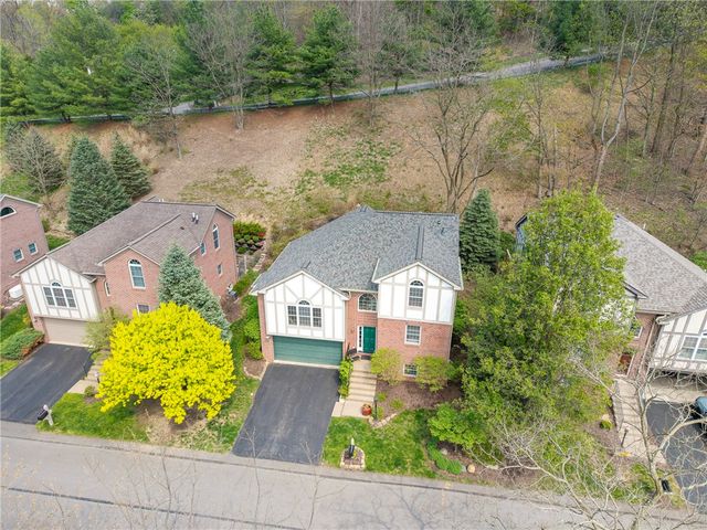 428 Rockledge Dr, Aleppo, PA 15143