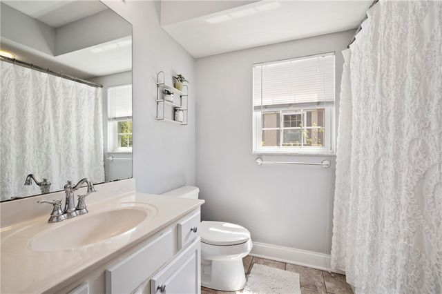 428 Rockledge Dr, Aleppo, PA 15143