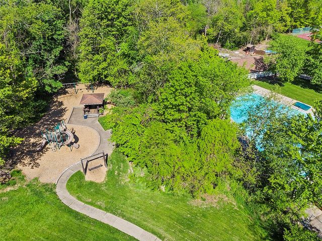 428 Rockledge Dr, Aleppo, PA 15143