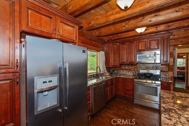 116 E, Lake Arrowhead, CA 92352