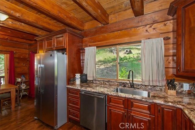 116 E, Lake Arrowhead, CA 92352