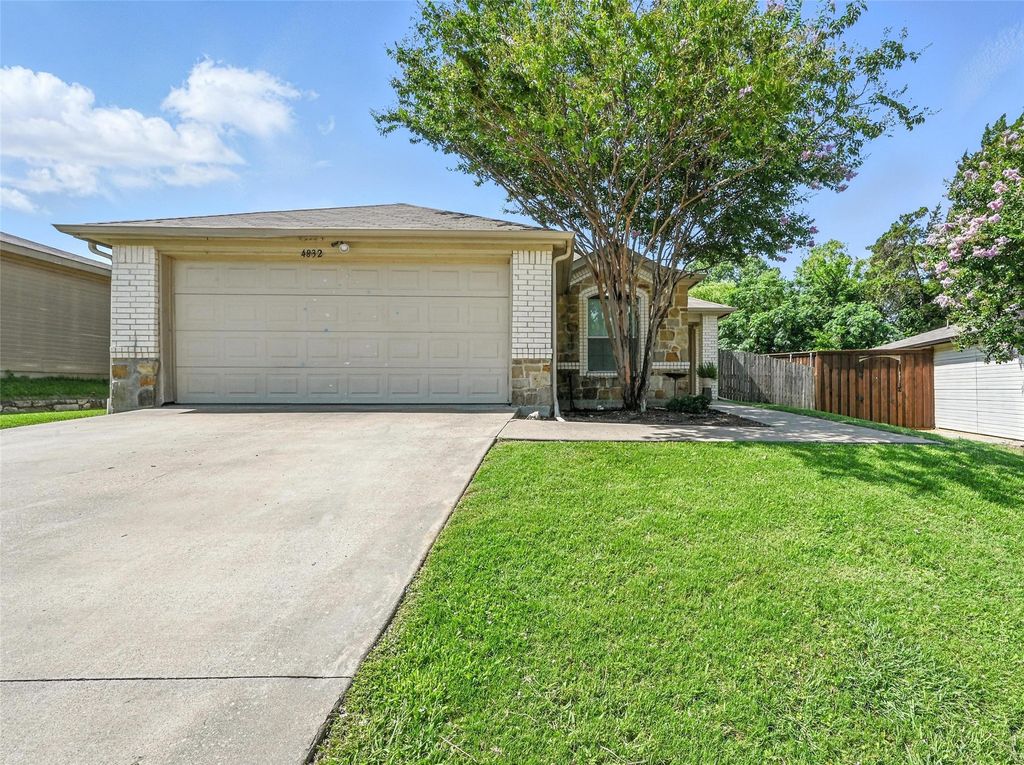 4832 Pachuca Court, Dallas, TX 75236