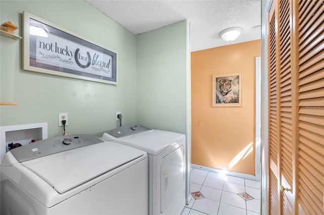 34 MISTY MEADOW LANE, Mulberry, FL 33860