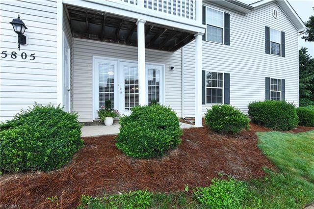 5805 Battery Drive 2D, Greensboro, NC 27409