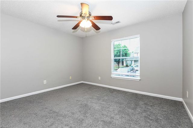 5805 Battery Drive 2D, Greensboro, NC 27409