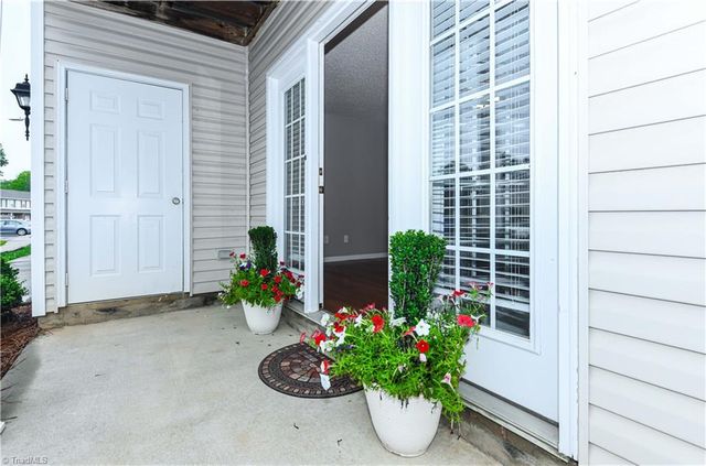 5805 Battery Drive 2D, Greensboro, NC 27409