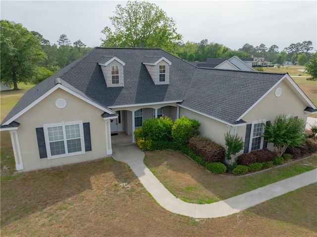 6306 Sun Dell Circle, Blackshear, GA 31516