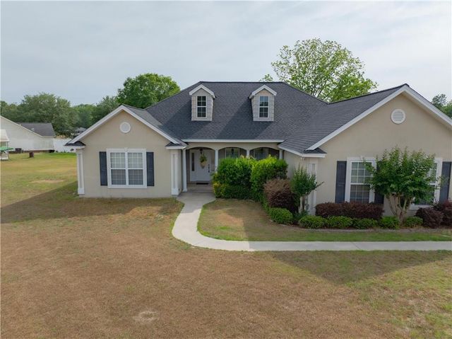 6306 Sun Dell Circle, Blackshear, GA 31516