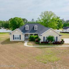 6306 Sun Dell Circle, Blackshear, GA 31516