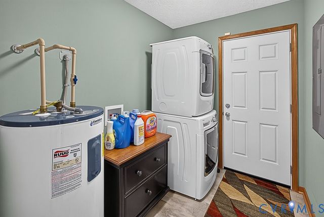 7741 Trimarchi Ln, Charles City, VA 23140