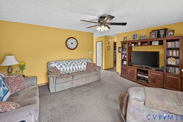 7741 Trimarchi Ln, Charles City, VA 23140