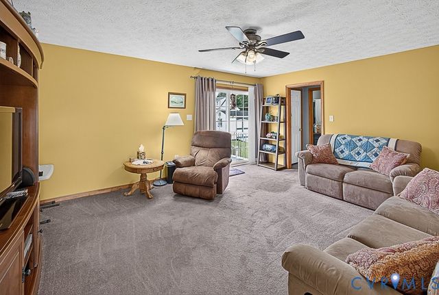 7741 Trimarchi Ln, Charles City, VA 23140