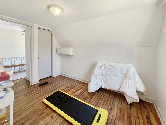 2020 Lafayette Avenue, Columbus, IN 47201