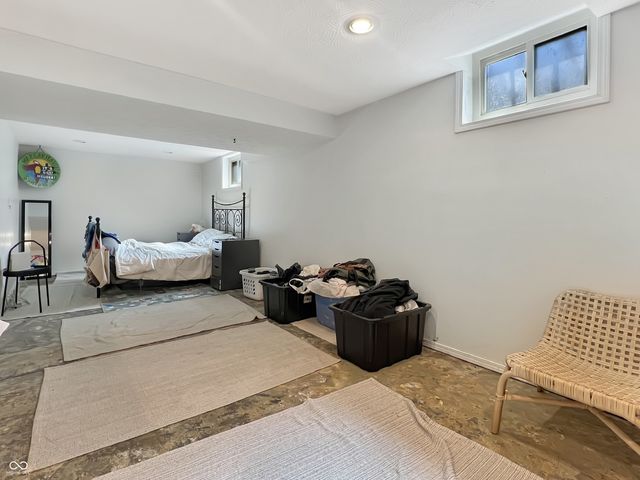 2020 Lafayette Avenue, Columbus, IN 47201