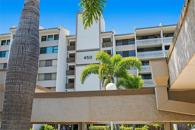 450 TREASURE ISLAND CAUSEWAY 104, Treasure Island, FL 33706