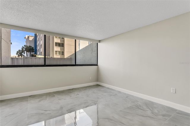 450 TREASURE ISLAND CAUSEWAY 104, Treasure Island, FL 33706