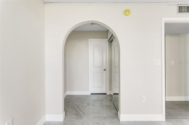 450 TREASURE ISLAND CAUSEWAY 104, Treasure Island, FL 33706