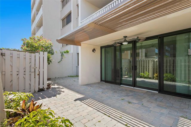 450 TREASURE ISLAND CAUSEWAY 104, Treasure Island, FL 33706