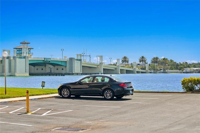 450 TREASURE ISLAND CAUSEWAY 104, Treasure Island, FL 33706